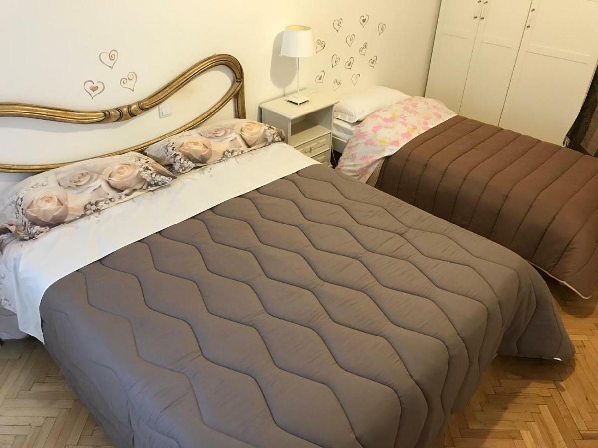 Anna 2 Bedrooms 2 Bathrooms 6 Bikes Budapest Exterior photo